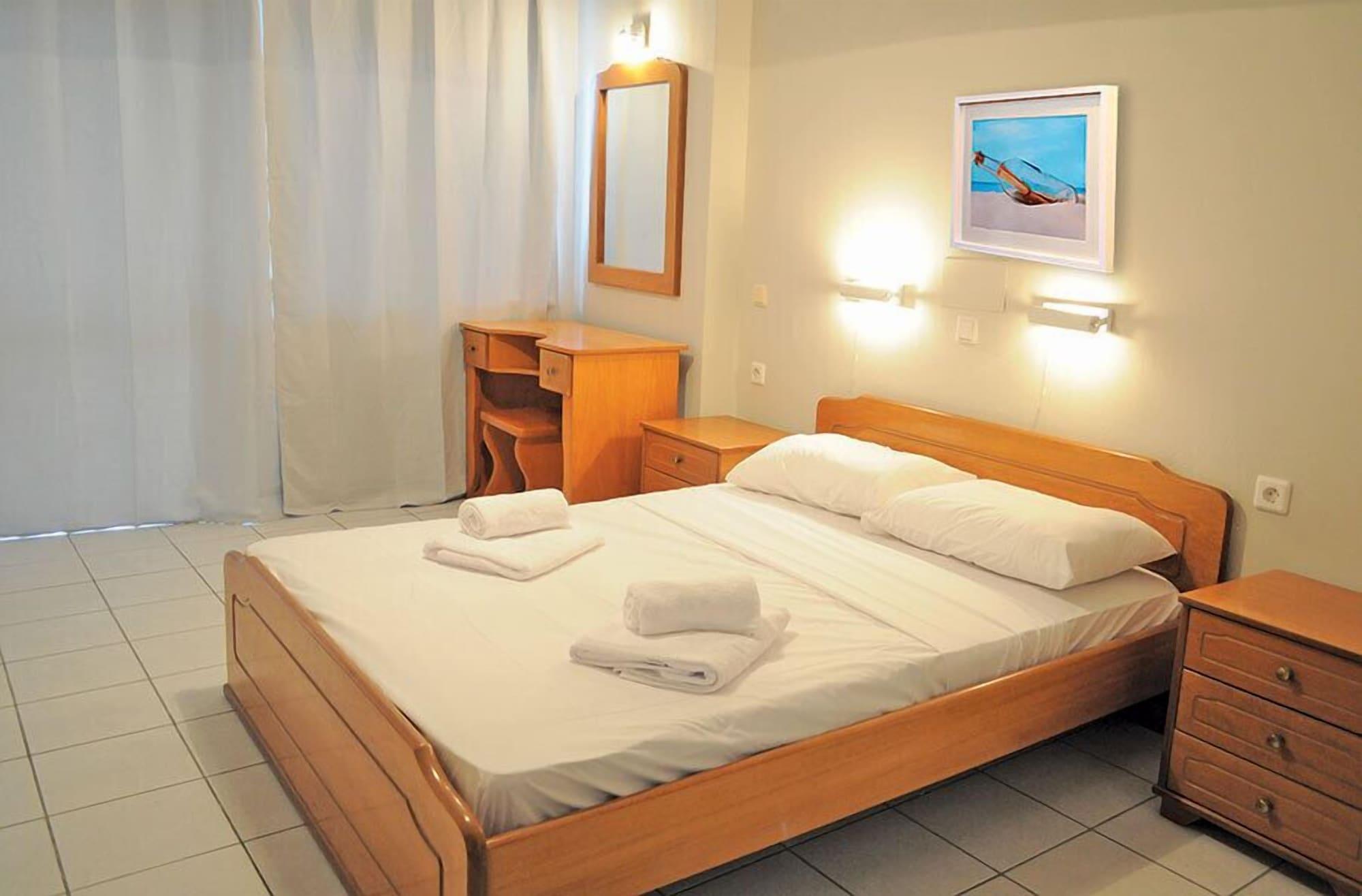 Greta Apartments Hersonissos  Exterior photo